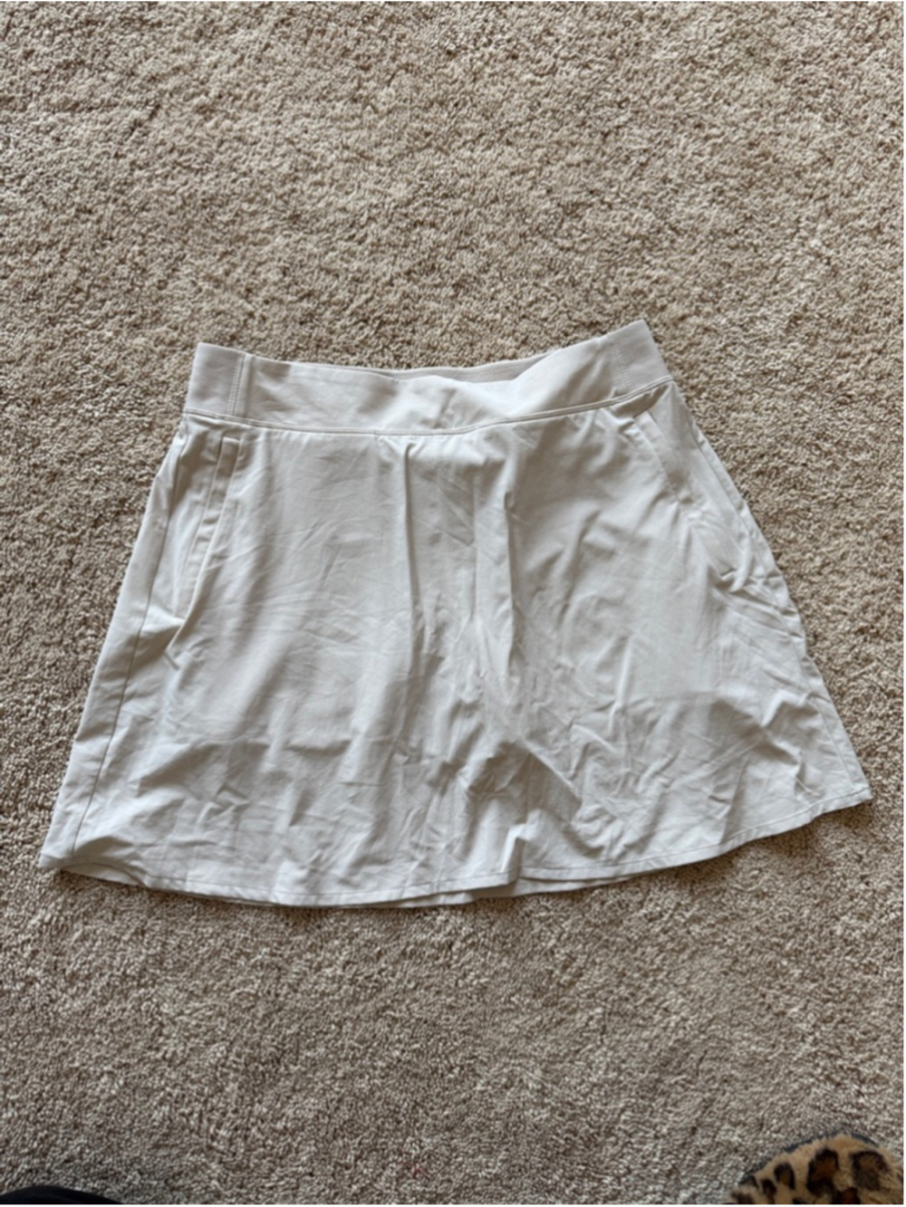 Athleta Brooklyn Heights Skort Khaki Tan Size 10 Zipper Pockets EUC